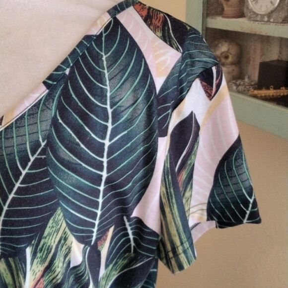 Tropical Inspired Dress  - Picture 5 of 11